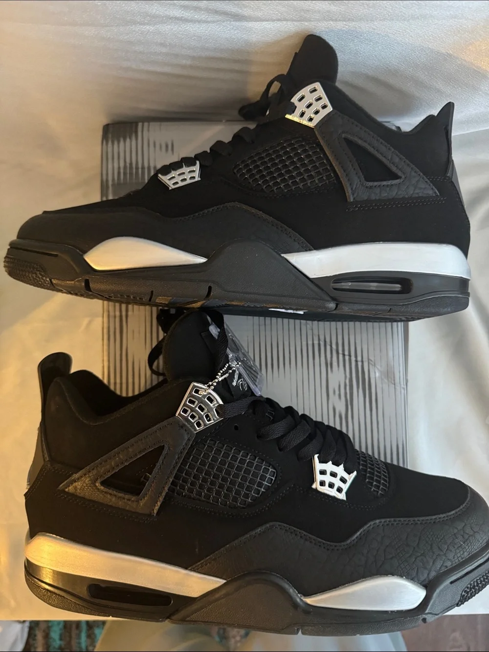New! Air Jordan 4 Retro 